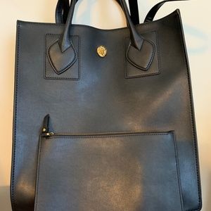 Anne Klein (Sandra Tote)